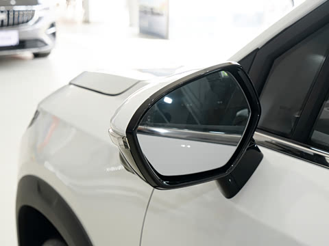 2026�� 1.5L 220km ����+