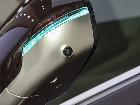 2025�� ���� Ultra�� 53.4kWh 6���� (896�߼����״