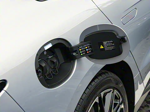 2025�� EV �Ǽݰ� 635KM�����״��콢��