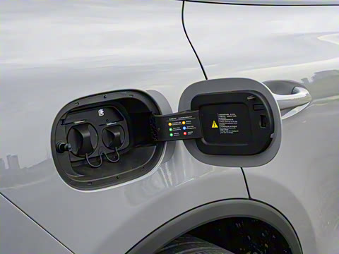 2025�� �Ǽݰ� DM-i 175KM ������