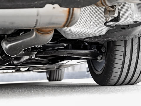 2026�� 330Li ������ M�˶���ҹ��װ