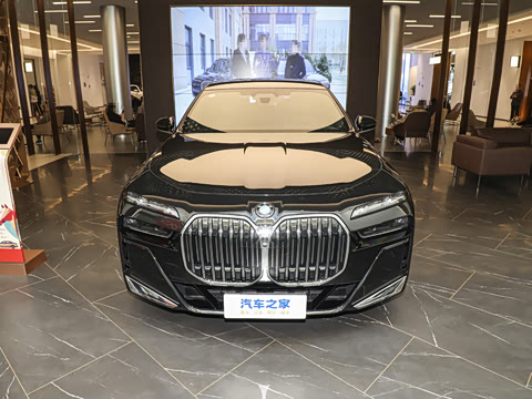 2026�� 740Li ������ M�˶���װ