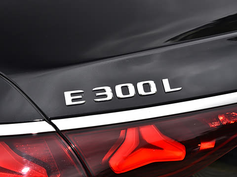 2026�� E 300 L ʱ����