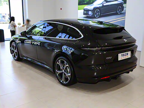 2025�� 100kWh Touring