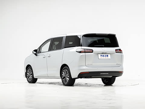 2025�� 1.5T CVT ��Ӣ��