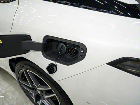 2025�� �Ŀ� 630 Max��