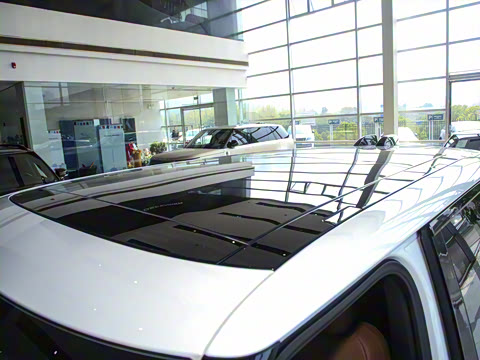 2025�� 3.0 L6 400PS ʢ���ӳ���