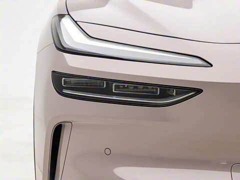 2025�� 85kWh ������