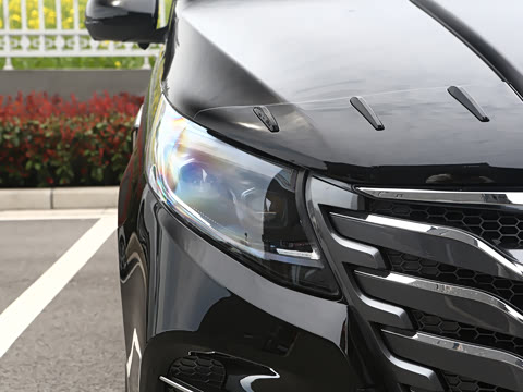 2026�� ����˹LW63