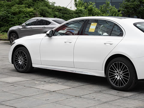 2026�� C 260 L �˶������