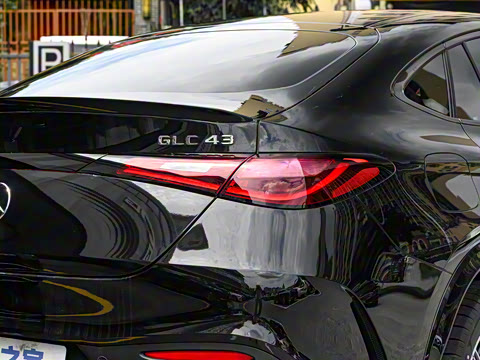 2025�� AMG GLC 43 4MATIC ����SUV