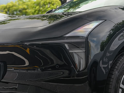 2026�� ���� 525 Ultra SE 