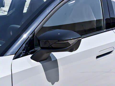 2025�� ������ 2.0T ������