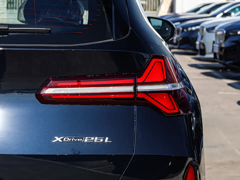2026�� xDrive25L M�˶���ҹ��װ