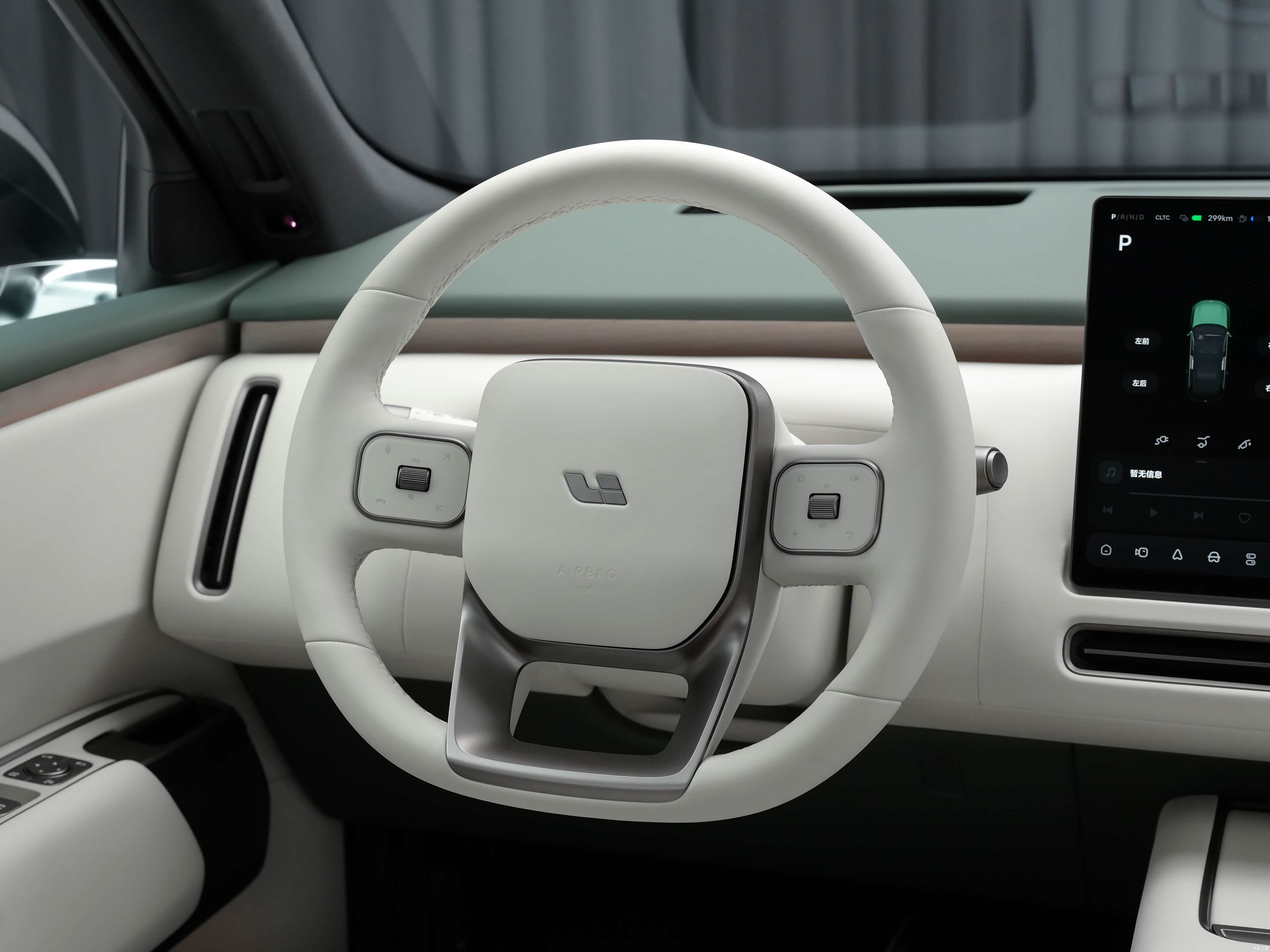 Li Auto L8, миниатюра 20