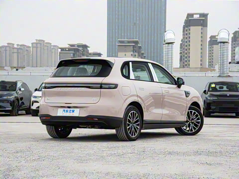 2025�� 600������