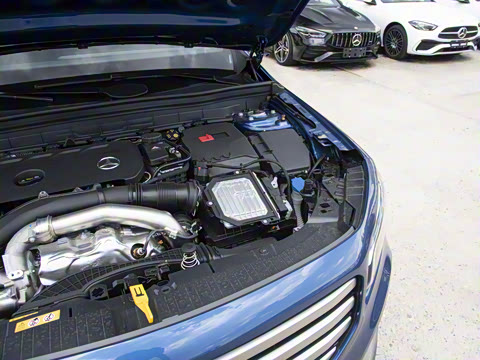 2025�� GLB 220 ʱ����