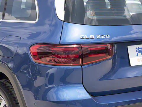 2025�� GLB 220 ʱ����