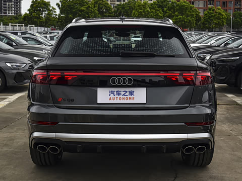 2026�� 4.0 TFSI 