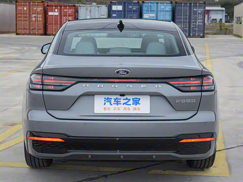 2026  2.0T  EcoBoost  