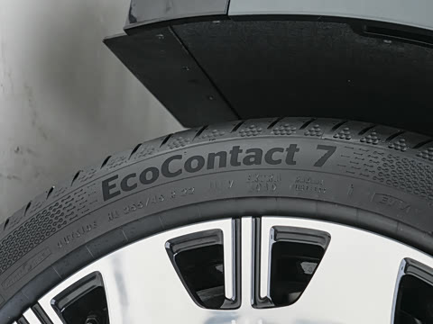 2025�� 102kWh ��ƽ���ر��
