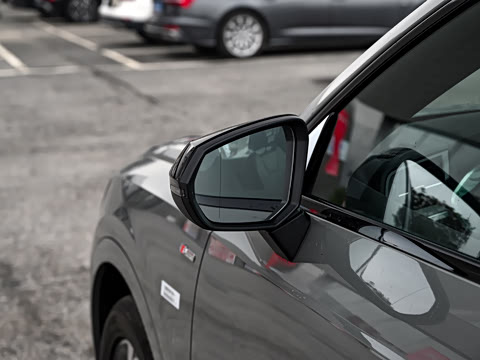 2026�� quattro 45�����ذ� 45TFSI quattro ʱ�ж�����