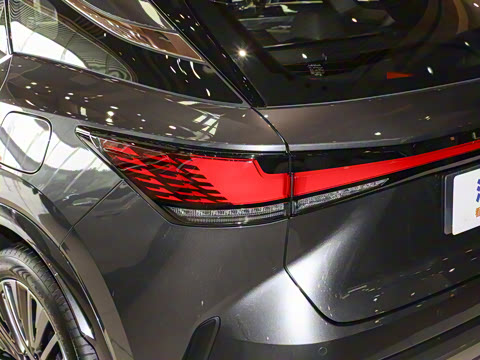 2026�� 350h ����������