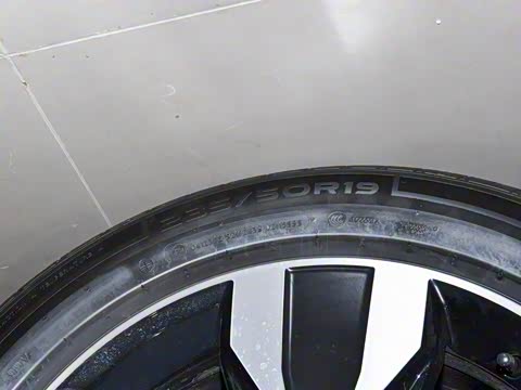 2026�� ���ڿ� 330TSI �Զ�����R-Line��ҫ��