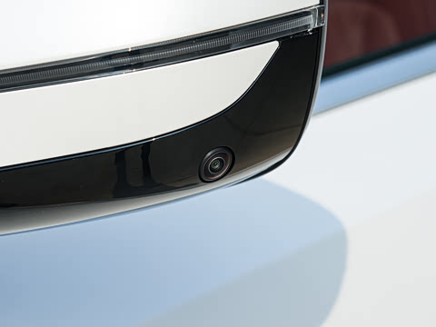 2026�� 325i M�˶���װ