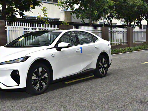 2026�� 550Max��ΪǬ��ADS SE��