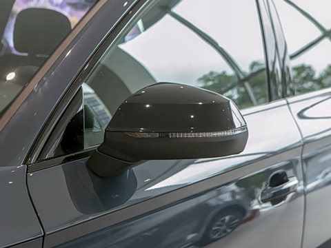 2026�� 45�����ذ� 40 TFSI ʱ�ж�����