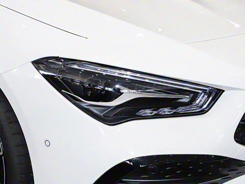 2025�� �Ŀ� CLA 220