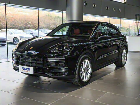 2026�� Cayenne Coup�� 3.0T