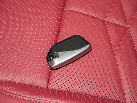 2026�� �Ŀ� 530Li ������ M�˶���װ