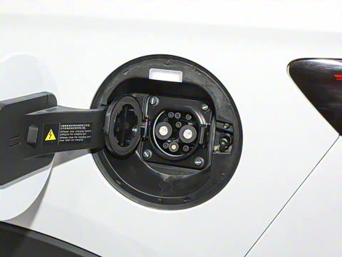 2025�� EV �Ǽݰ� 520km �캽��