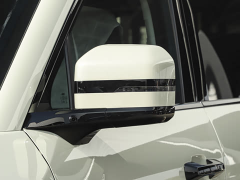 2025�� 210KM ����Ultra��