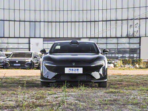 2025�� Ultra���̰�