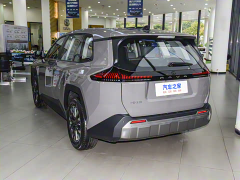 2026�� 2.0L ����������