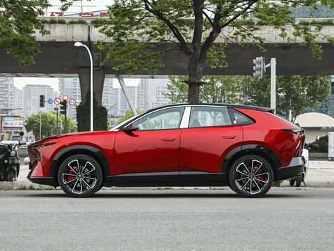 2026�� ����600 Max�˶���