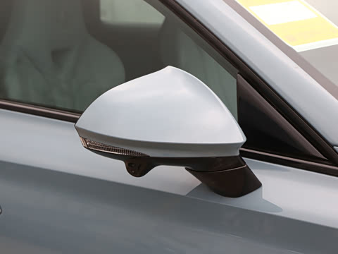 2026�� 2.0T 405 AT������