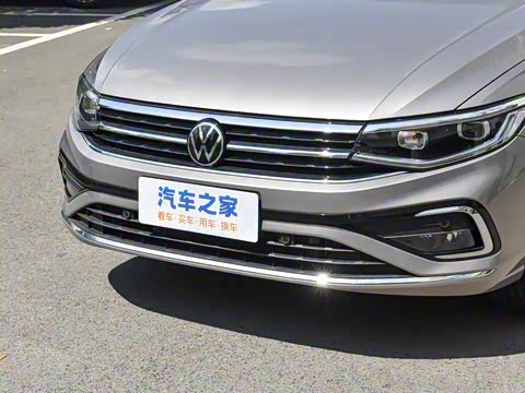 2025�� �Ŀ� 300TSI DSG���а�