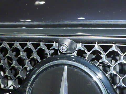 2024�� E 350 e L ���ʽ��϶����˶��γ�