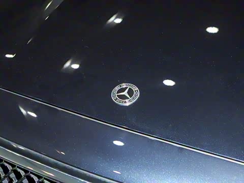 2024�� E 350 e L ���ʽ��϶����˶��γ�