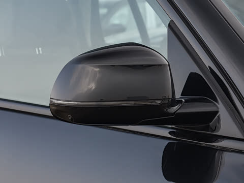 2026�� �Ŀ� xDrive 30Li ������M�˶���ҹ��װ