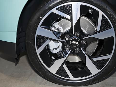 2026�� 463km COOPER SE ������