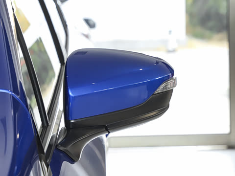 2025�� 2.4T CVT Wagon tS EyeSight