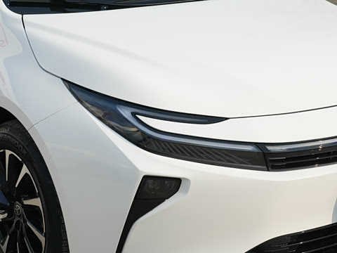 2026�� 1.8L ˫�� ��Ӣ��