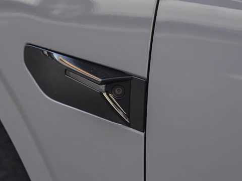 2025�� 240����Ultra H5