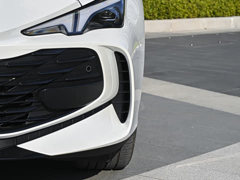 2026�� 2.0T Trophy+ �����Ǽݰ�