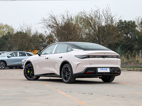 2026�� 630 Ԫ�����а� 185kW